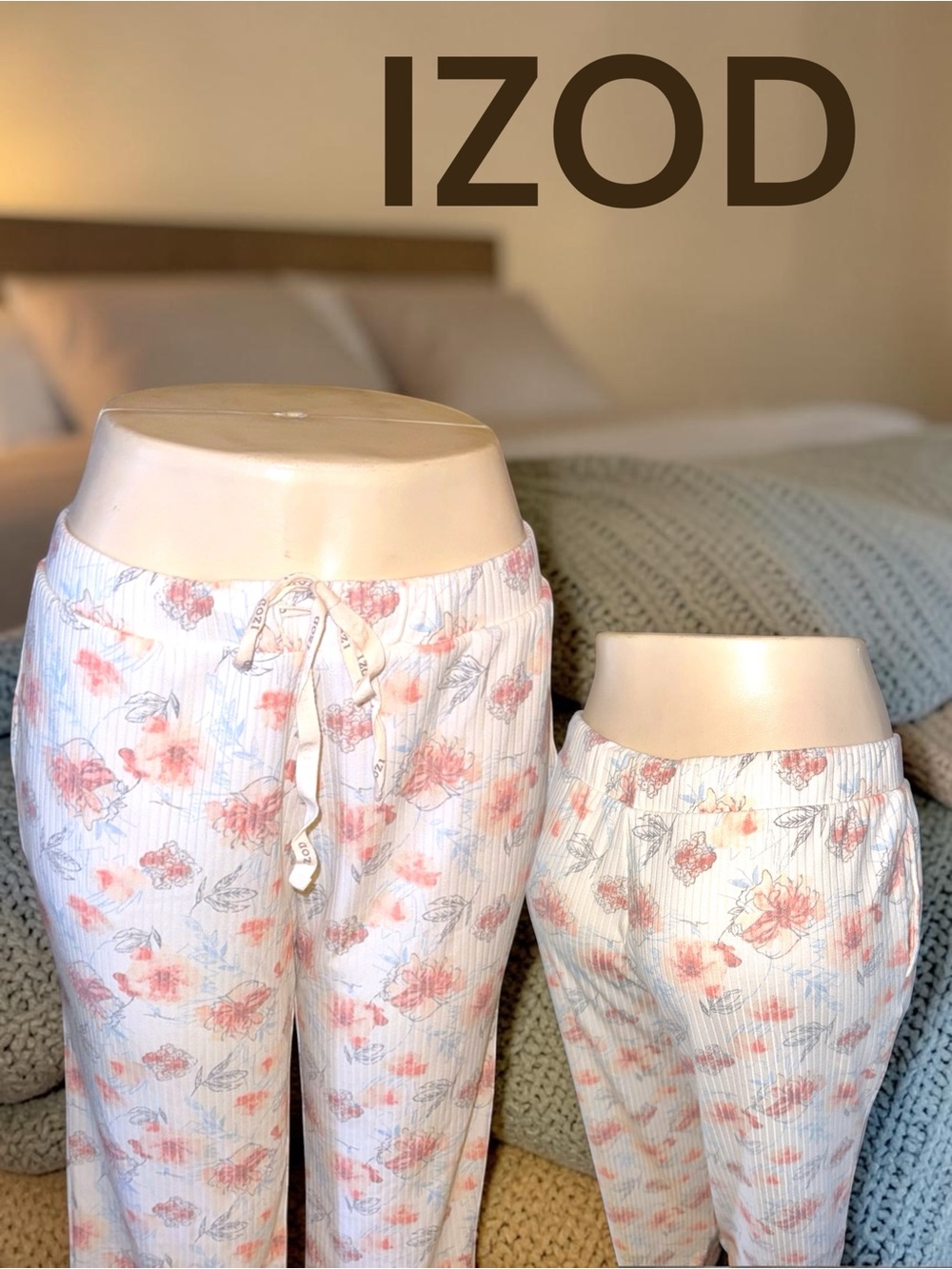 IZOD White & Peach Floral Lounge Capri Pajama Bottoms l 2 Pocket Style l L l EUC